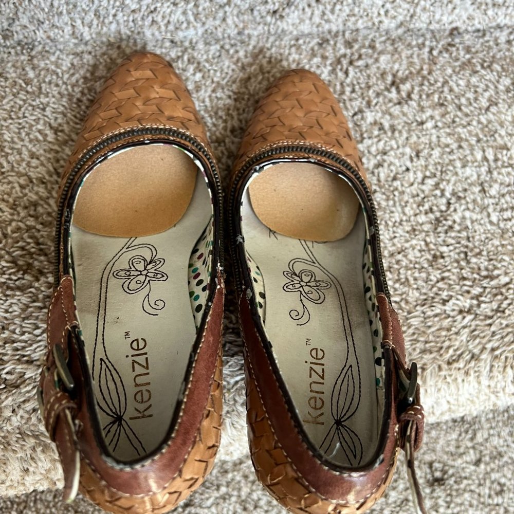 Kenzie Women's Wishbone Woven Leather Tan Shoes. - Picture 7 of 13